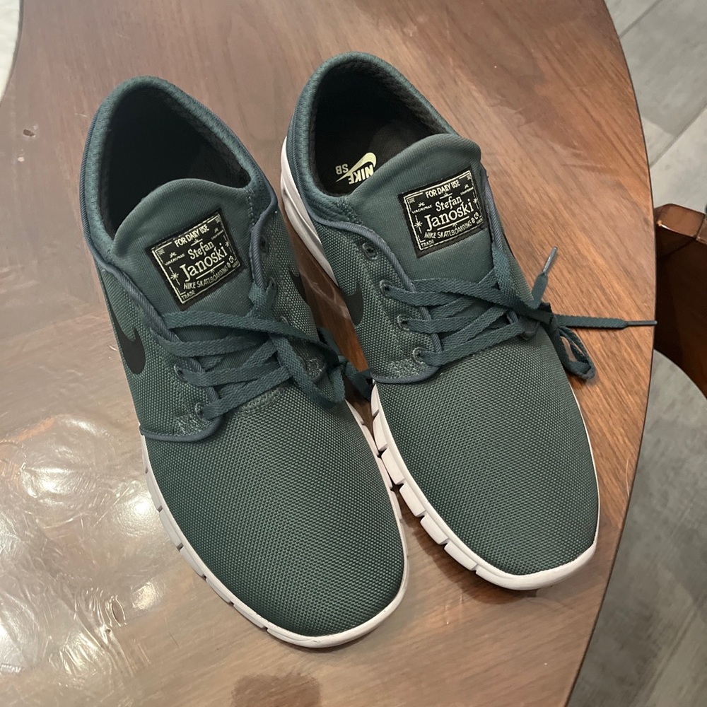Size 10 - Nike Stefan Janoski Barely Volt 2016 tumbled grey